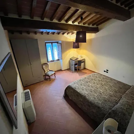 Alojamento de Turismo Rural Borgo La Valle Palazzo del Pero