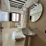 Borgo La Valle * Palazzo del Pero
