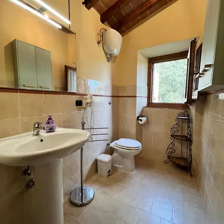 Borgo La Valle Фермерский дом